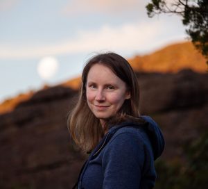 simone hill portrait